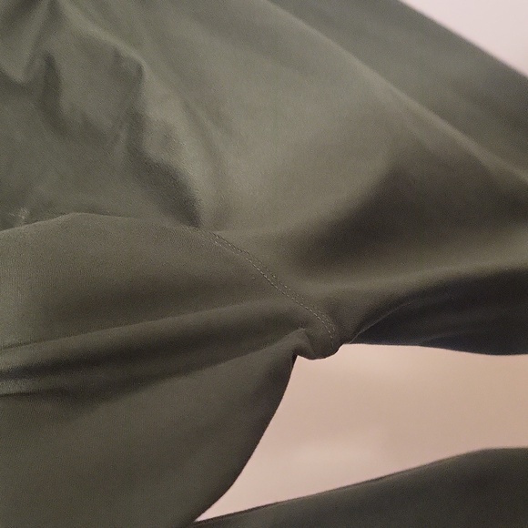 Lularoe leggings  olive green - Picture 4 of 4